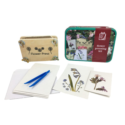 Flower Pressing Kit Contents and Tin